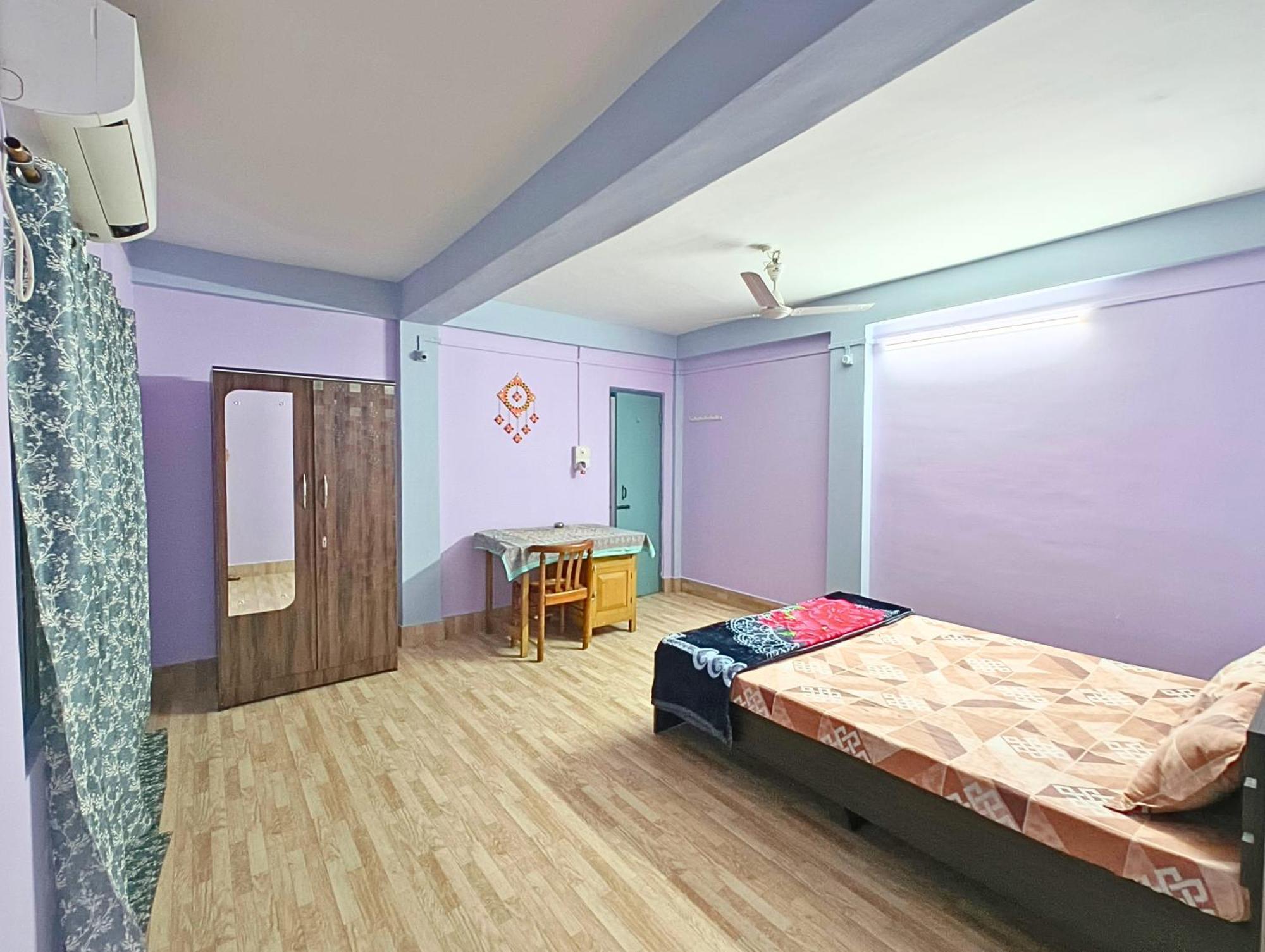 Taj Residency Holiday Homestay -Entire 1Bhk & 2Bhk Private Apartments -Call 767Ooo54Oo จอร์ฮัต ภายนอก รูปภาพ
