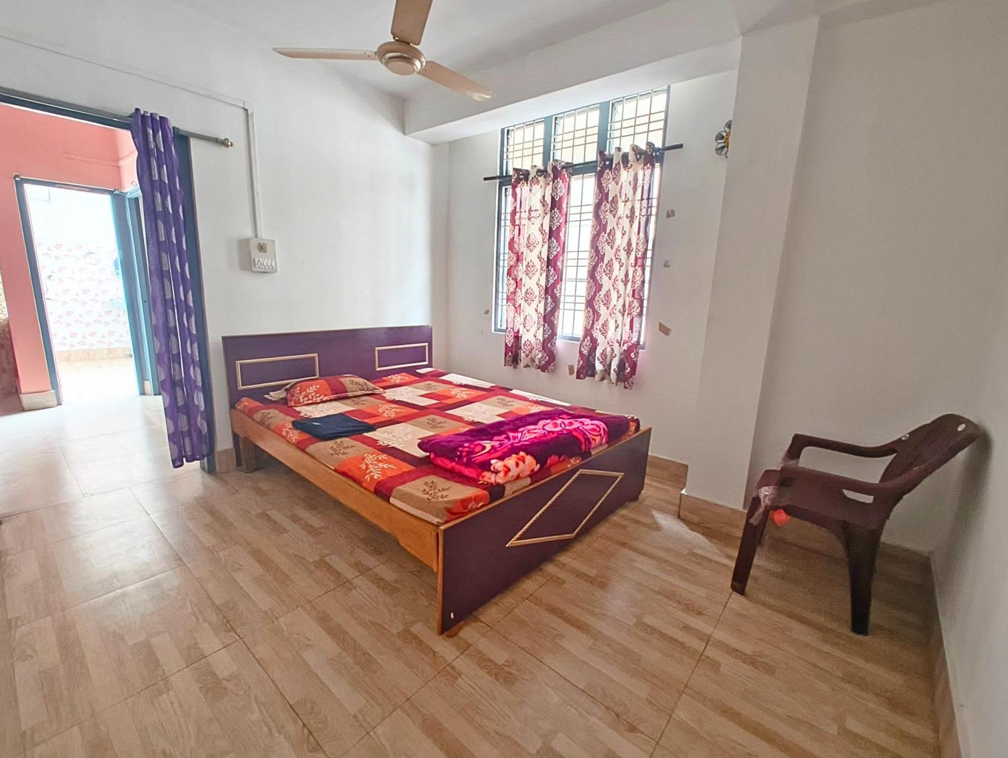 Taj Residency Holiday Homestay -Entire 1Bhk & 2Bhk Private Apartments -Call 767Ooo54Oo จอร์ฮัต ภายนอก รูปภาพ