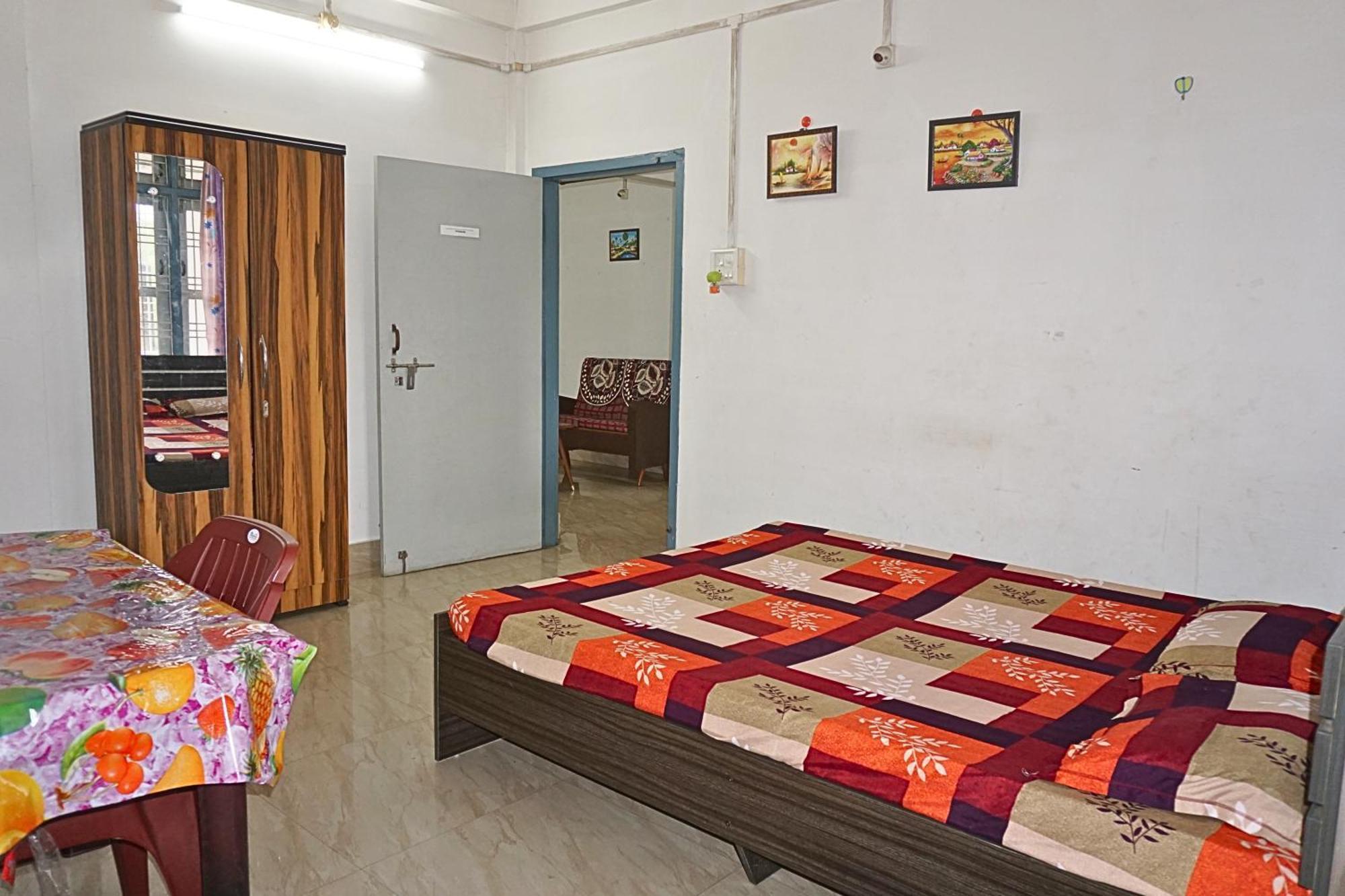 Taj Residency Holiday Homestay -Entire 1Bhk & 2Bhk Private Apartments -Call 767Ooo54Oo จอร์ฮัต ภายนอก รูปภาพ